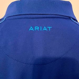 Ariat Heat Series polo shirt in royal blue. Men’s XL. EUC & always smoke-free.